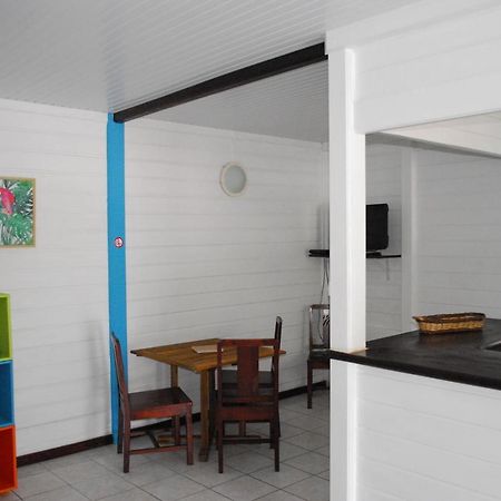 Le Goyavier Apartment Saint-Pierre Luaran gambar