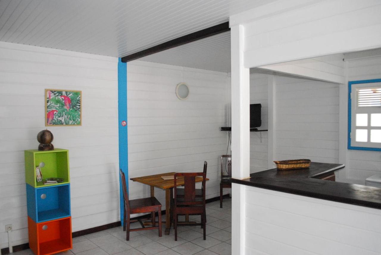 Le Goyavier Apartment Saint-Pierre Luaran gambar